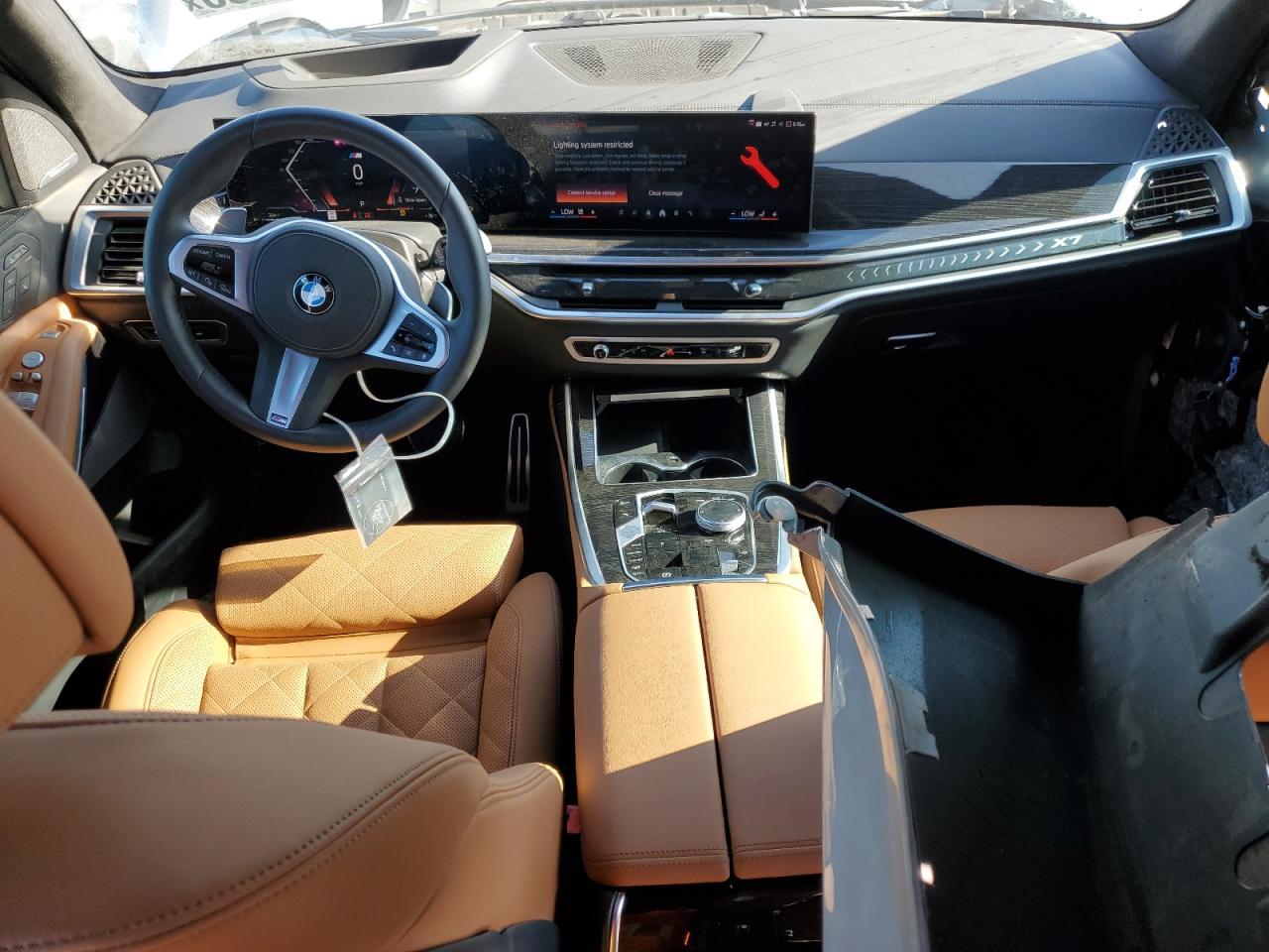 2025 BMW X7