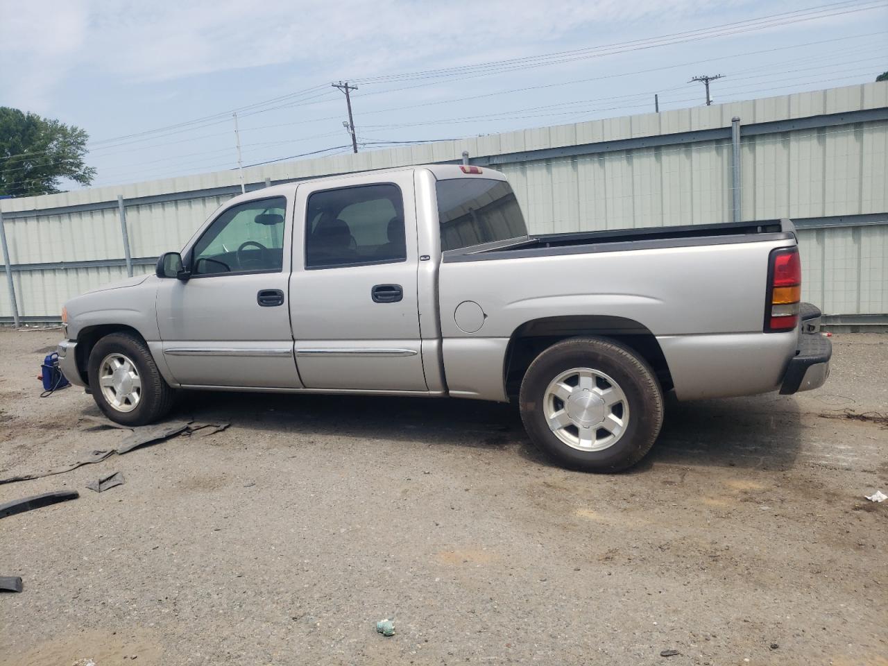 2005 GMC Sierra