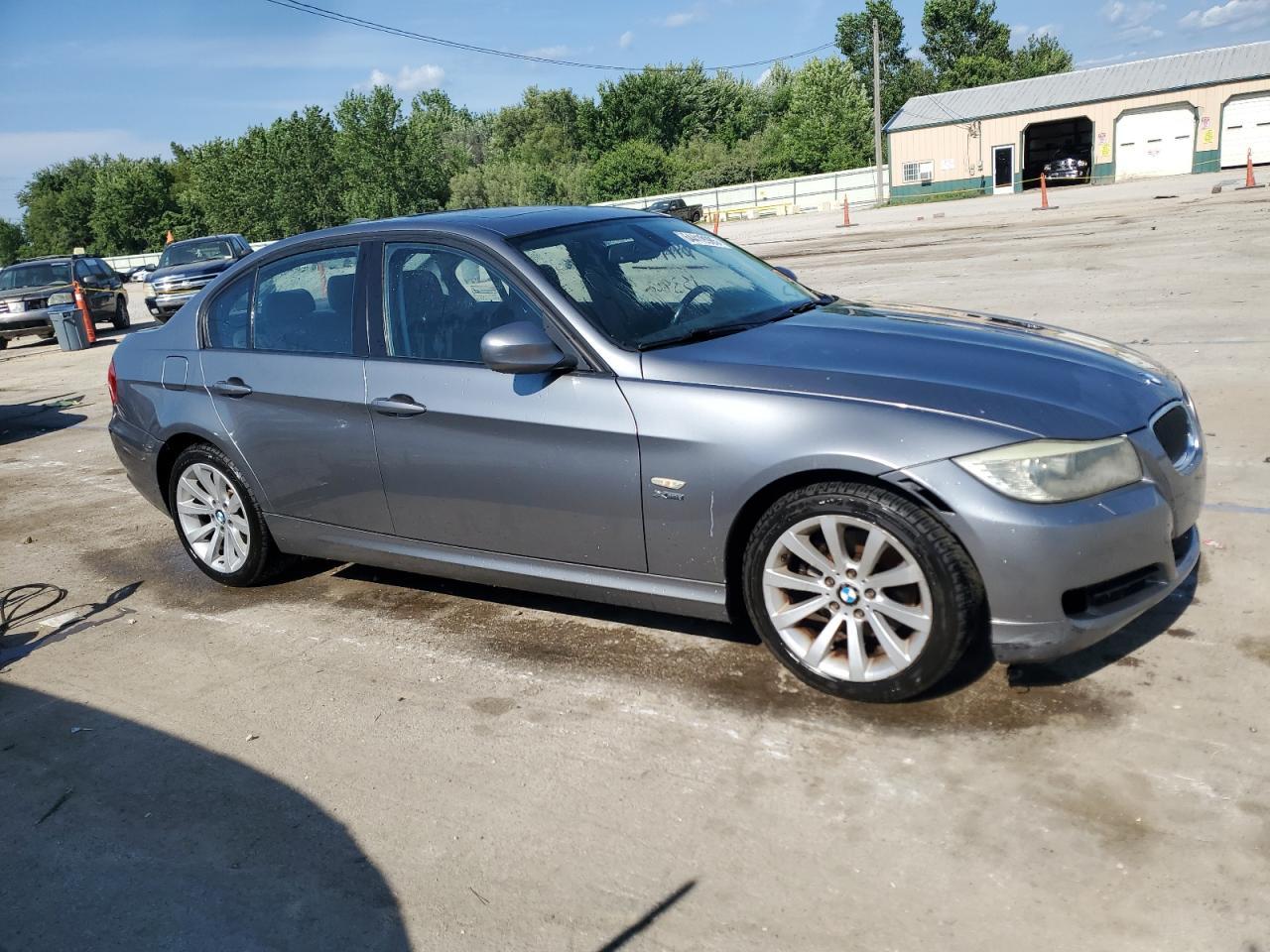 2011 BMW 3 SERIES
