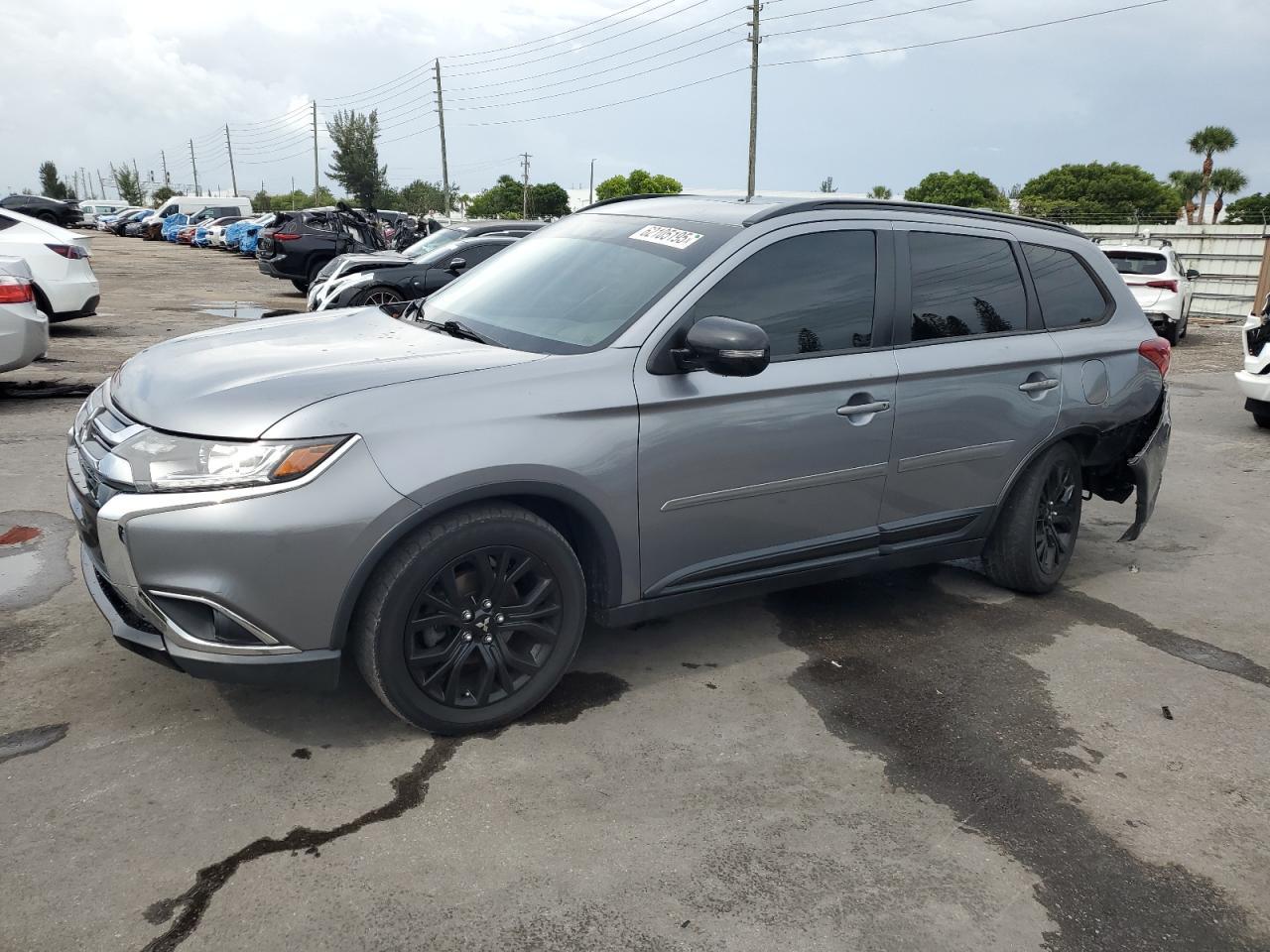 2018 MITSUBISHI outlander