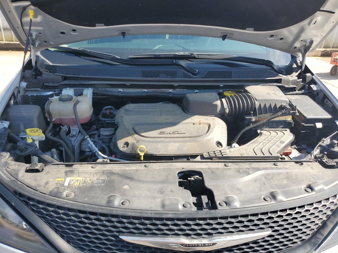 2023 CHRYSLER Voyager