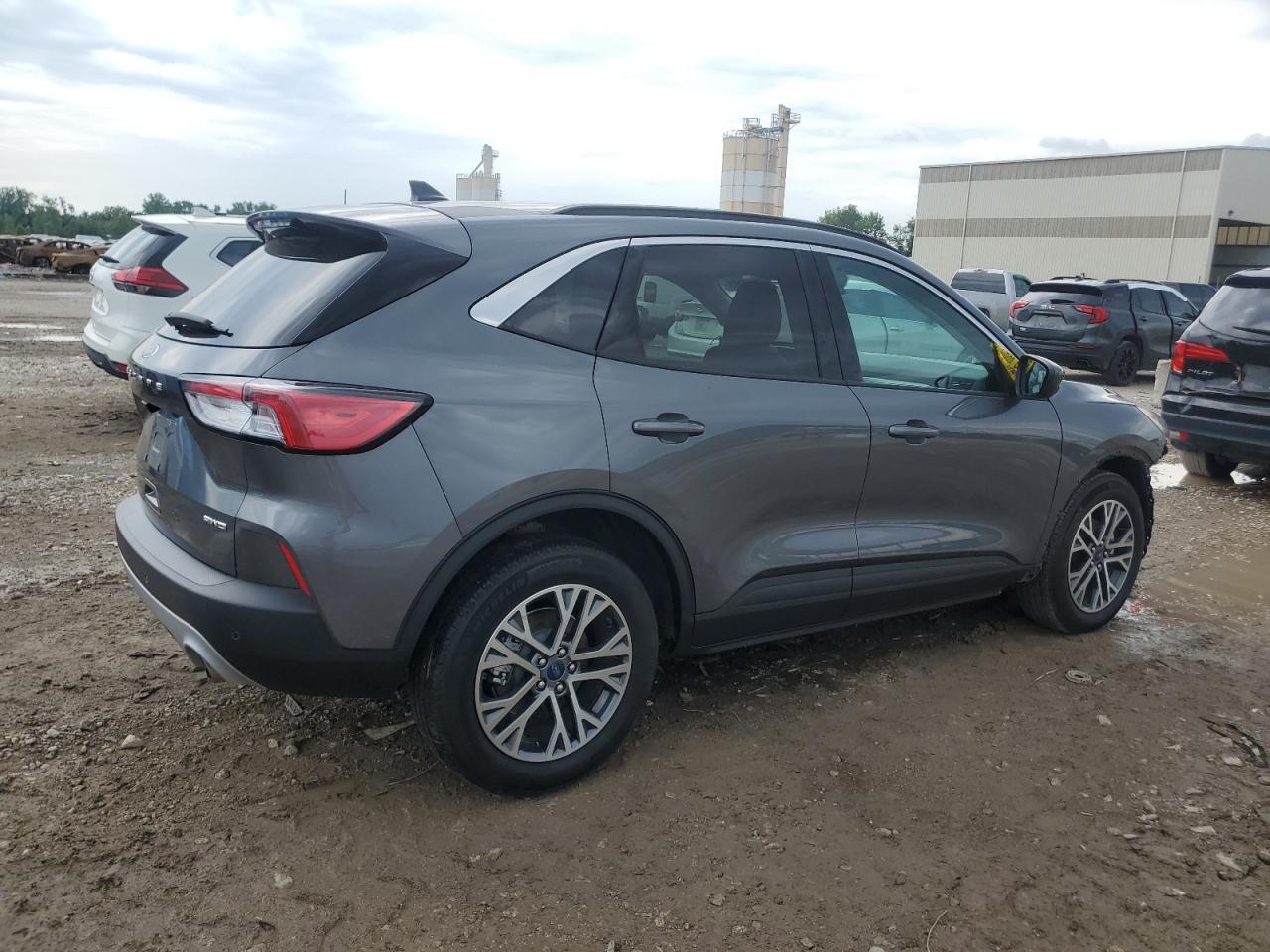 2022 FORD ESCAPE