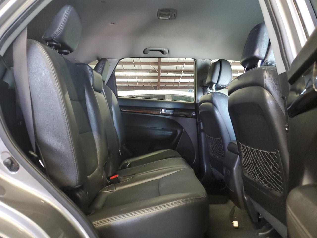 2011 KIA SORENTO