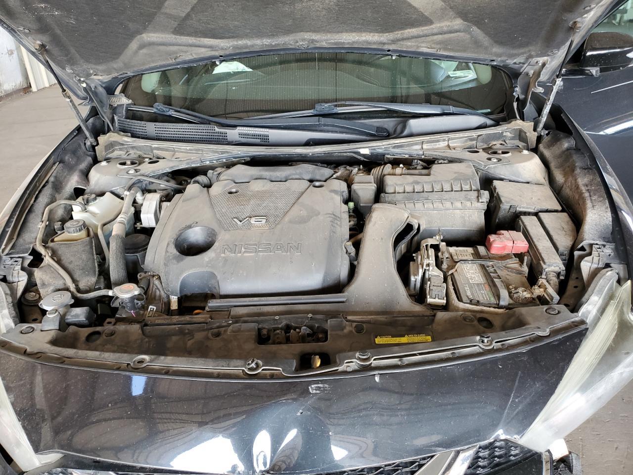 2017 NISSAN Maxima