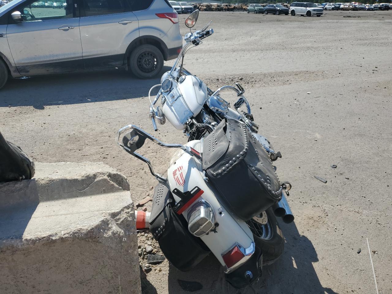 2004 HARLEY-DAVIDSON FLSTCI