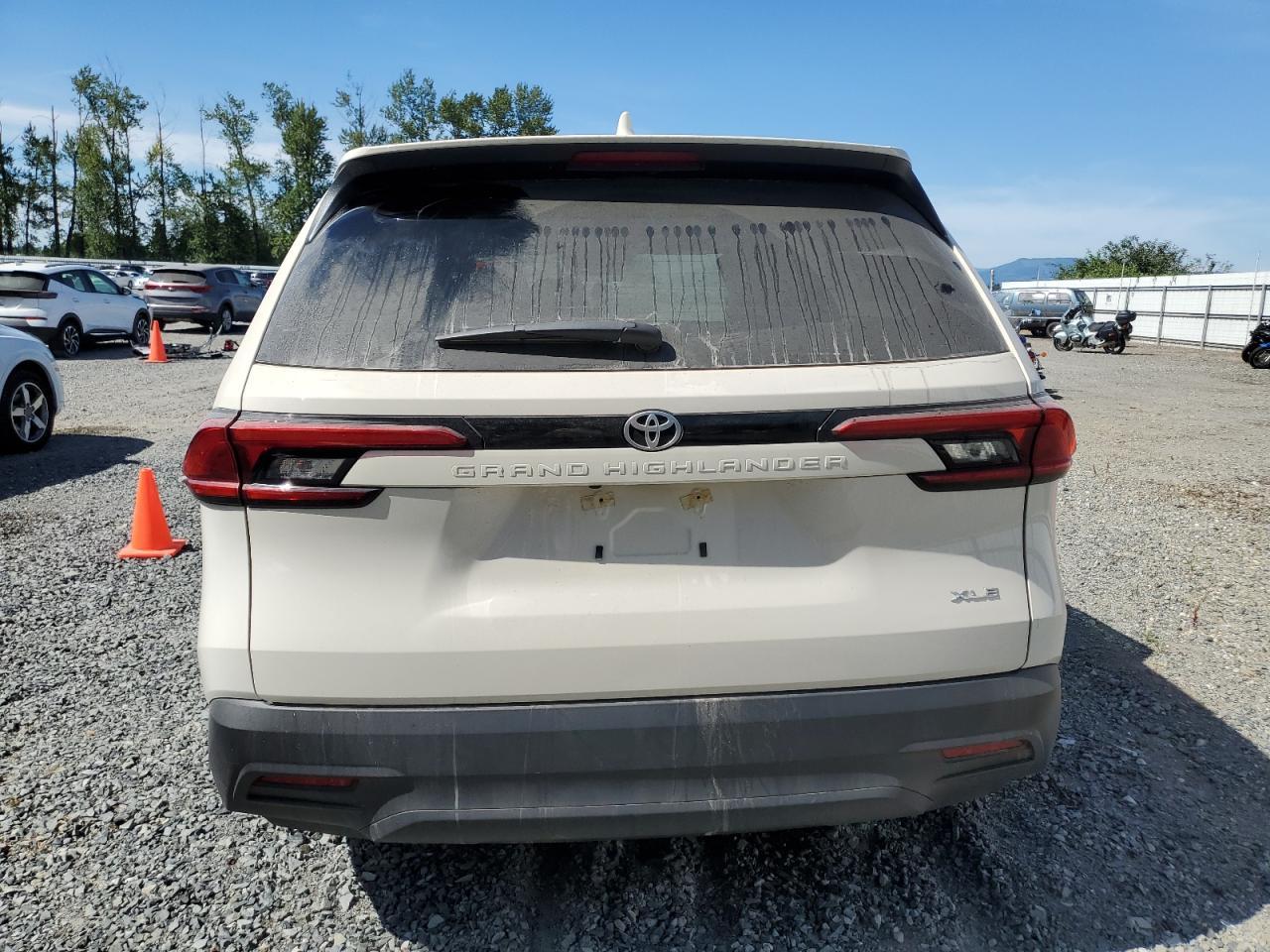 2024 TOYOTA HIGHLANDER