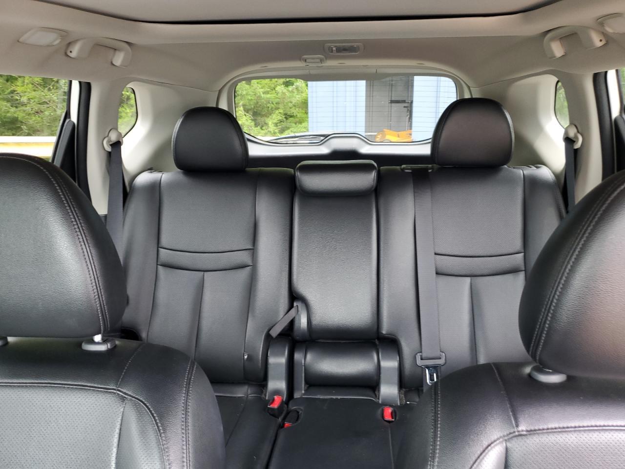 2017 NISSAN ROGUE