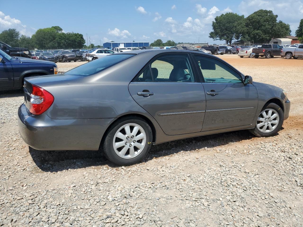 2002 TOYOTA CAMRY