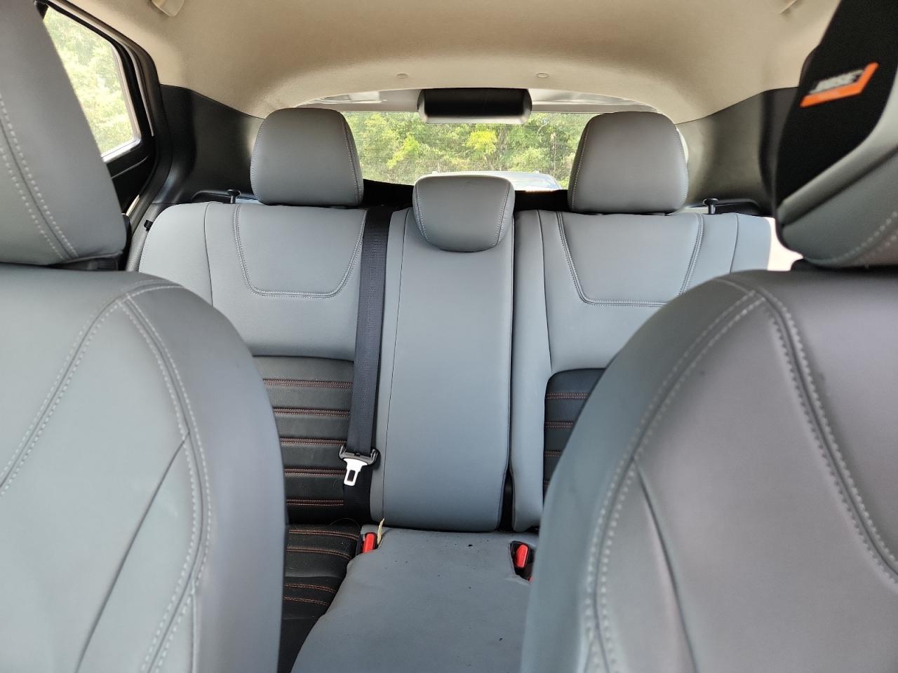 2023 NISSAN KICKS