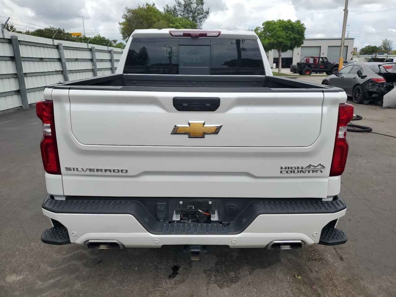 2024 CHEVROLET Silverado