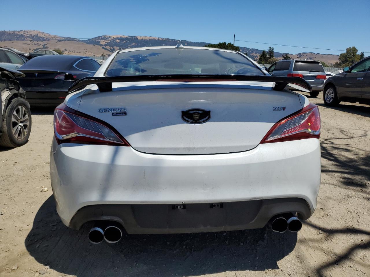 2013 HYUNDAI GENESIS