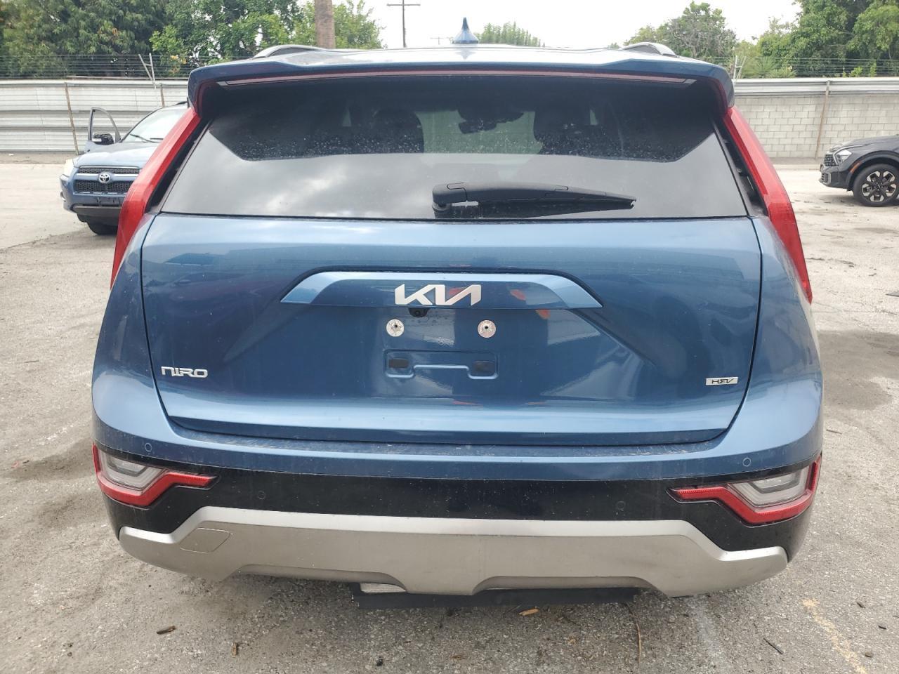 2023 KIA Niro