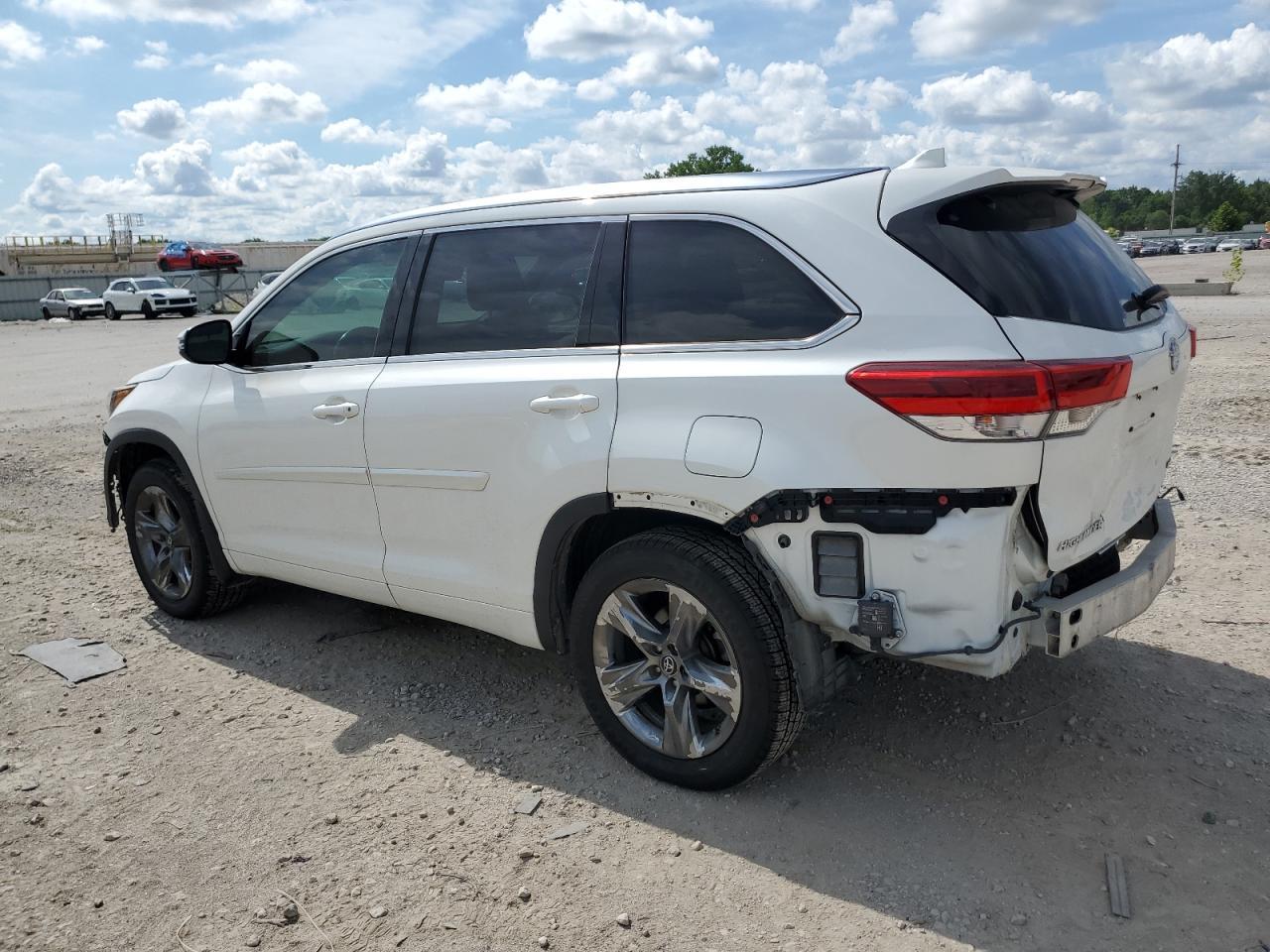 2018 TOYOTA HIGHLANDER