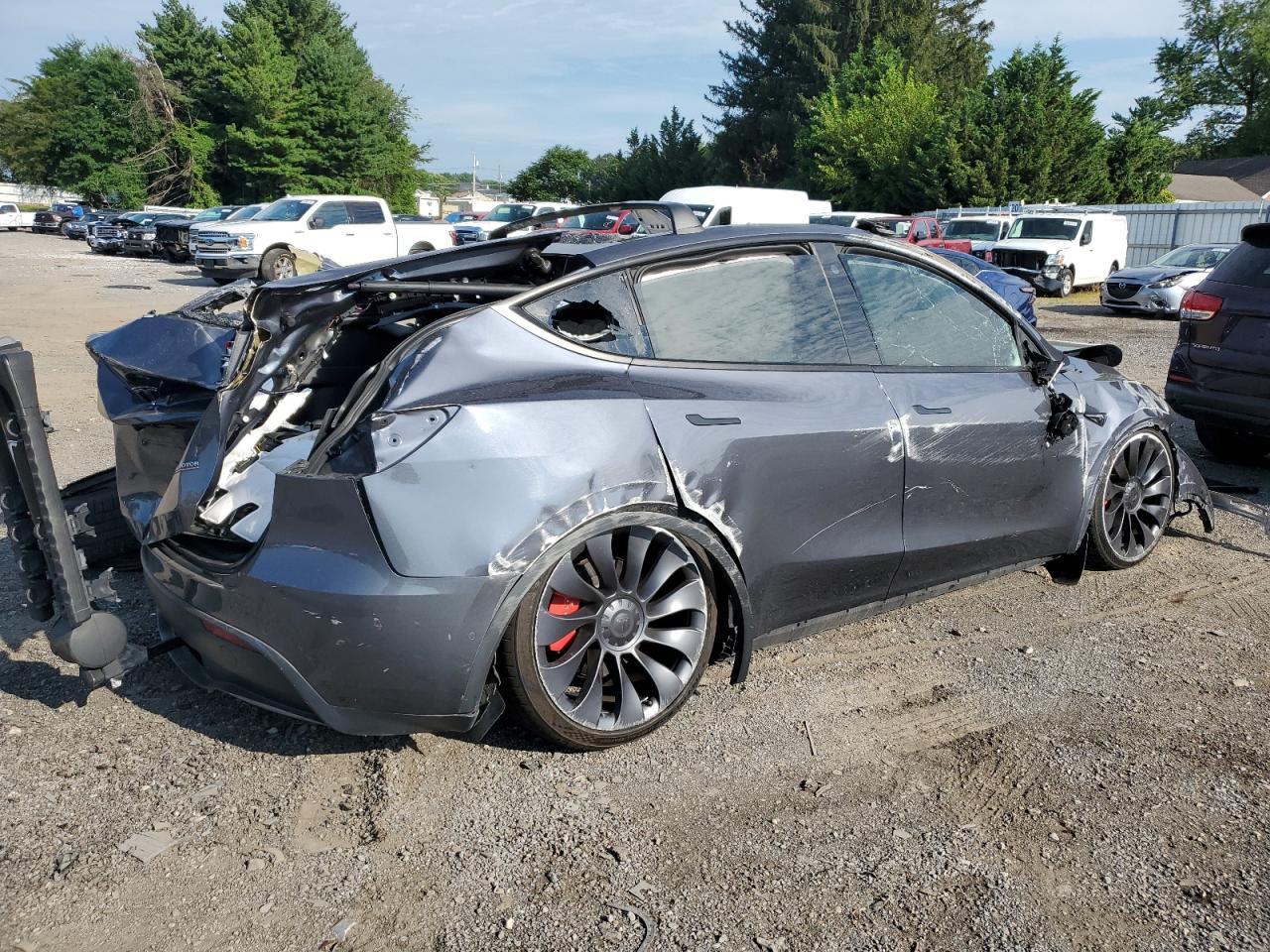 2022 TESLA MODEL Y