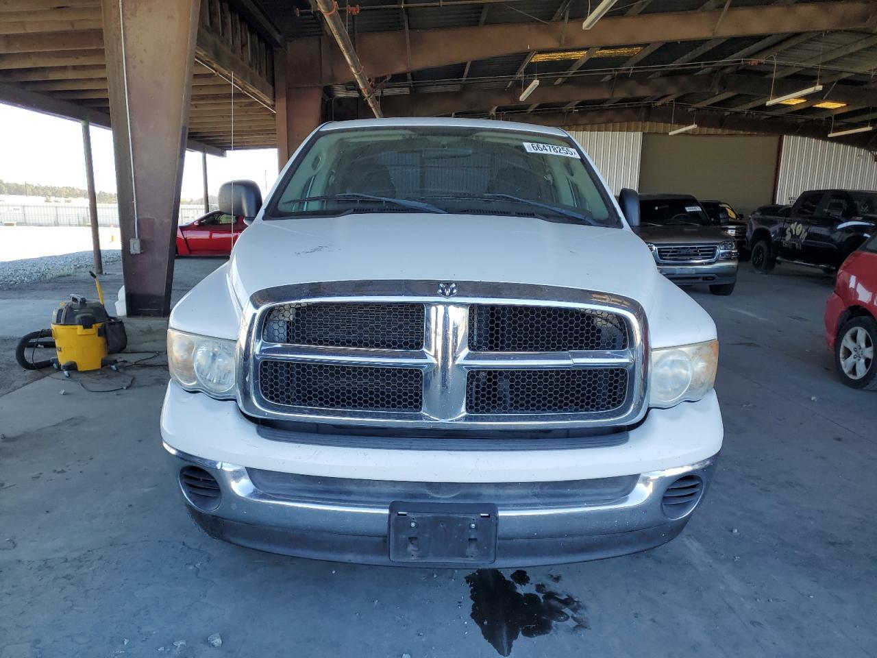 2004 DODGE RAM 1500
