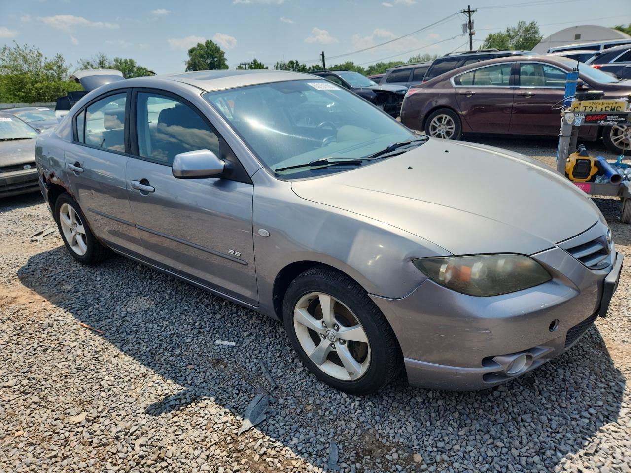 2005 MAZDA 3