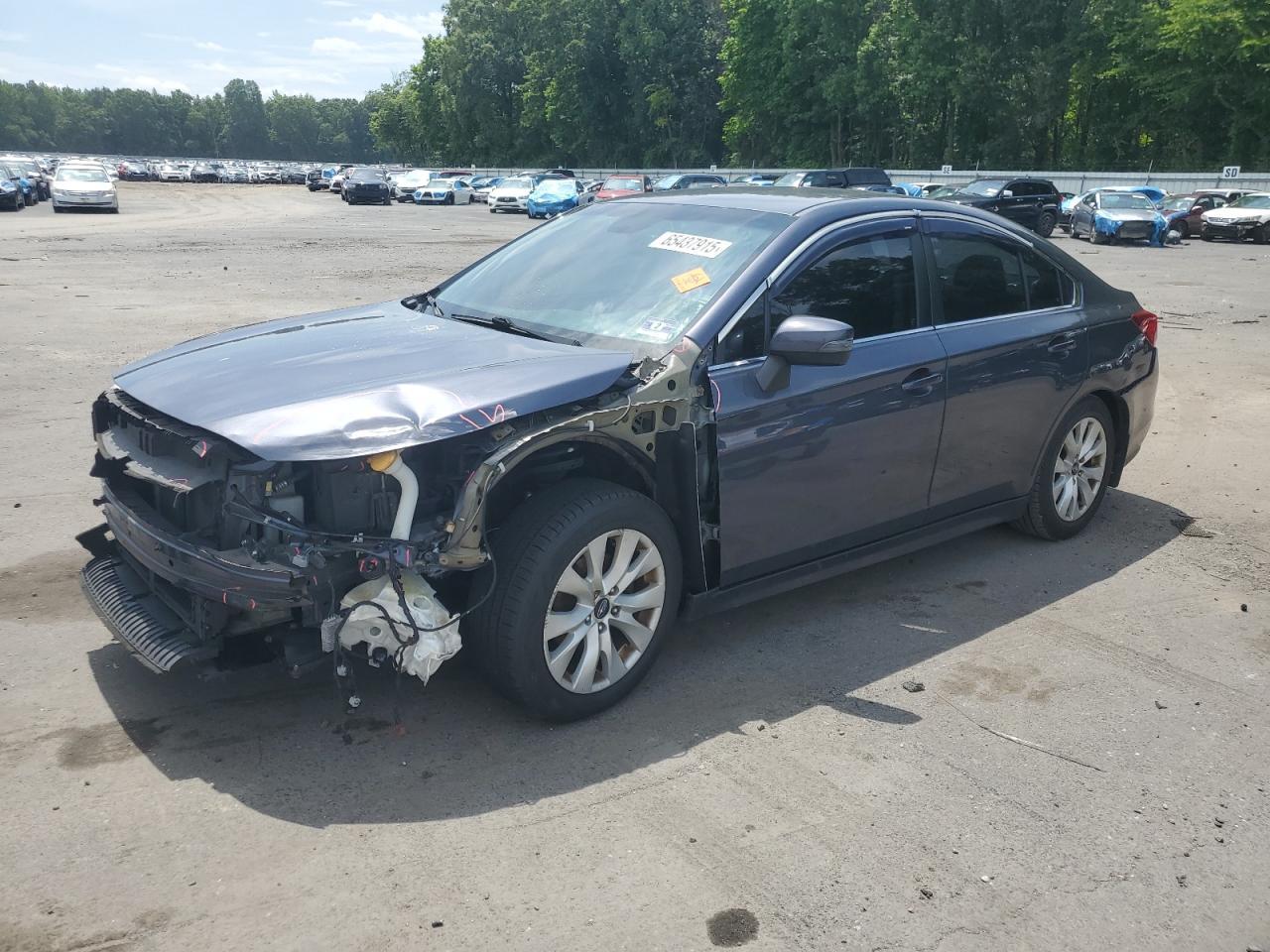 2015 SUBARU Legacy
