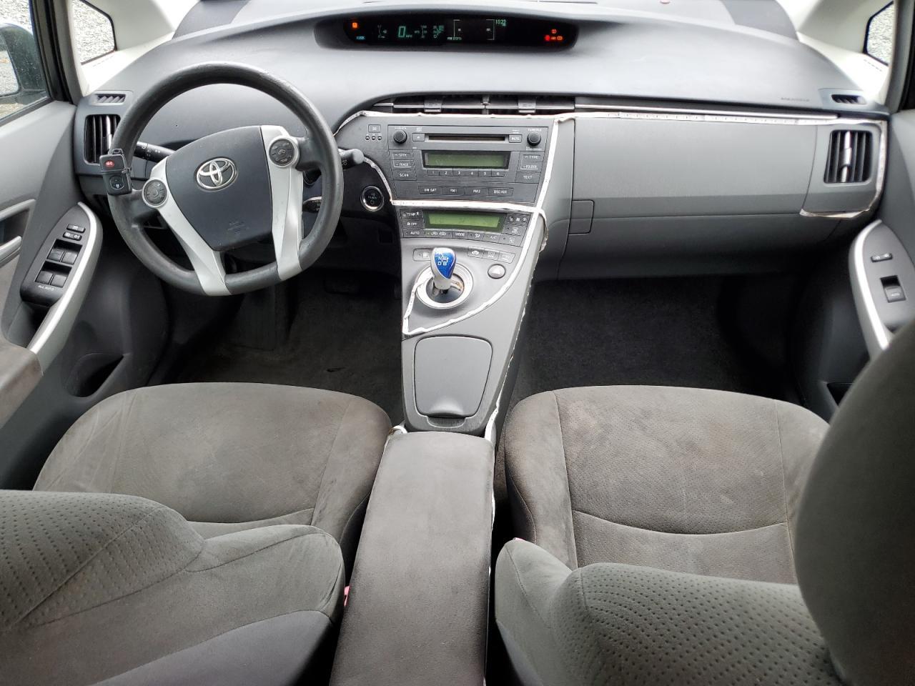 2011 TOYOTA PRIUS