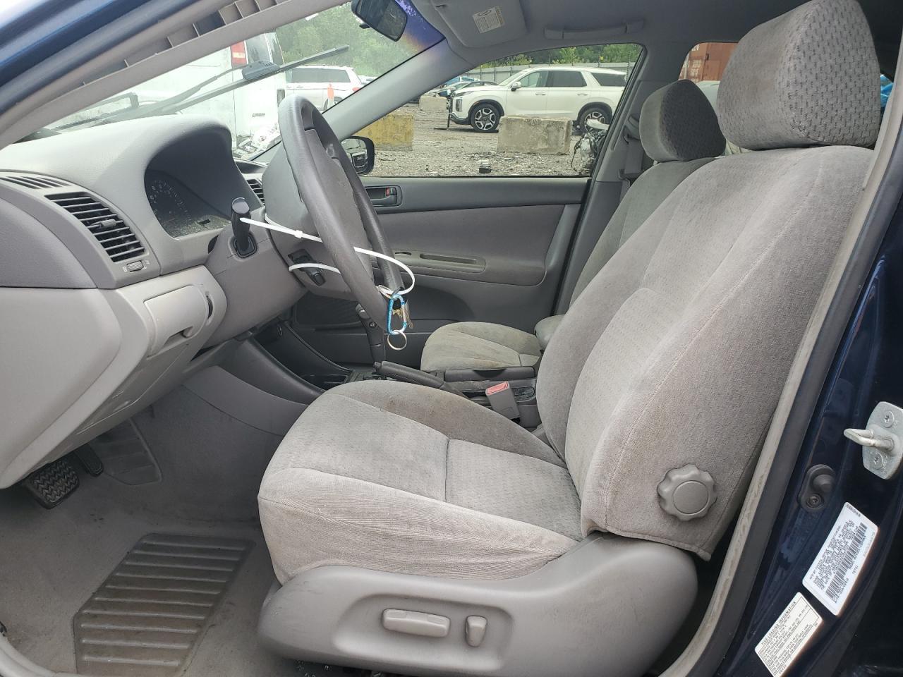 2002 TOYOTA CAMRY