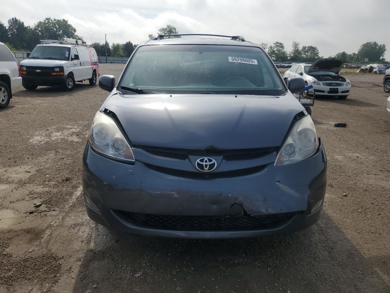 2007 TOYOTA SIENNA