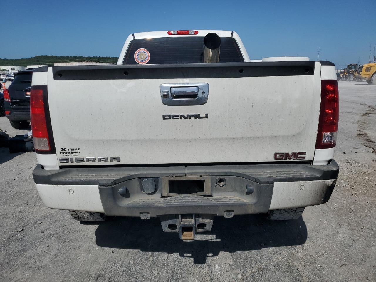 2011 GMC Sierra