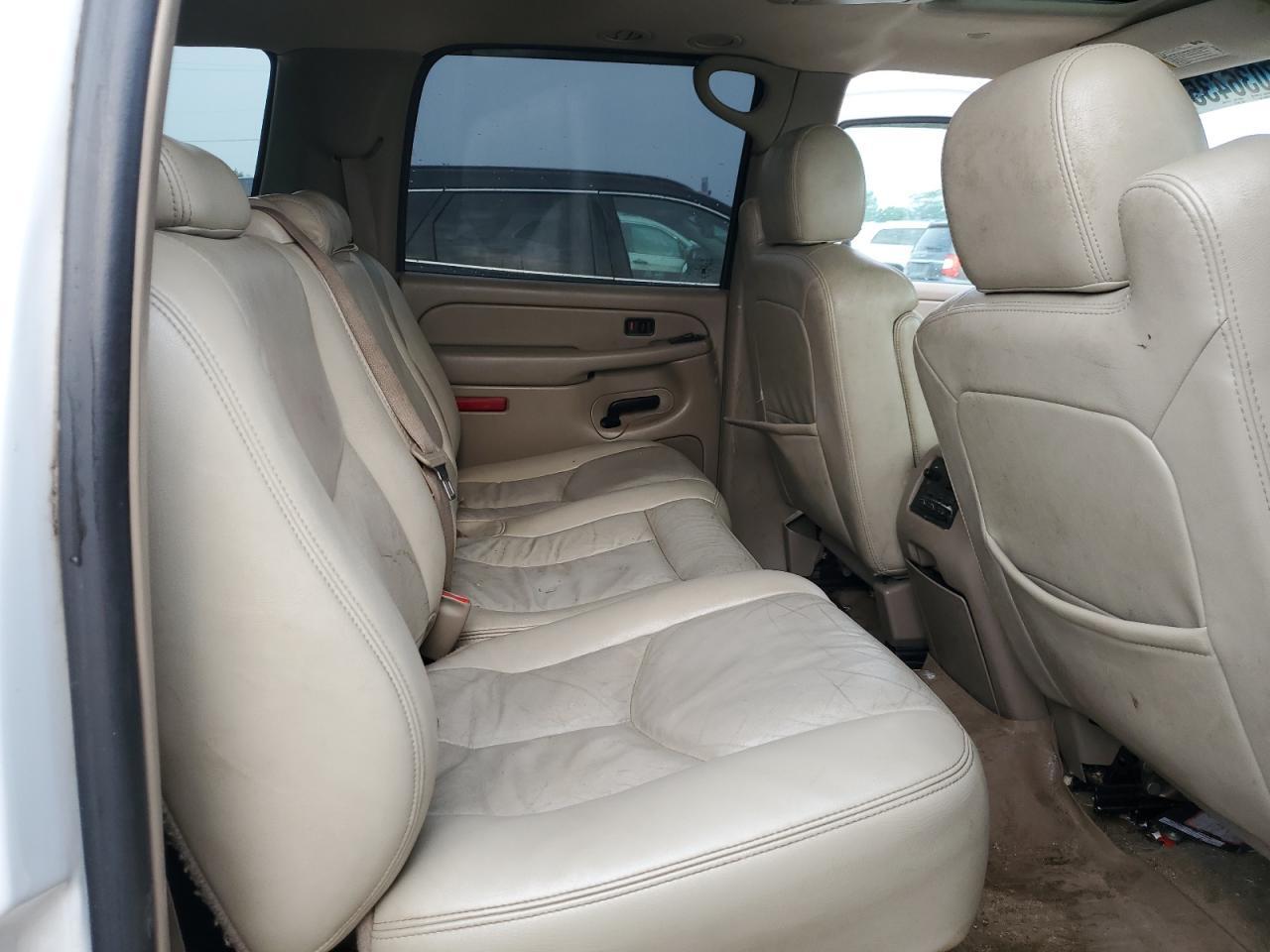 2005 CHEVROLET Suburban
