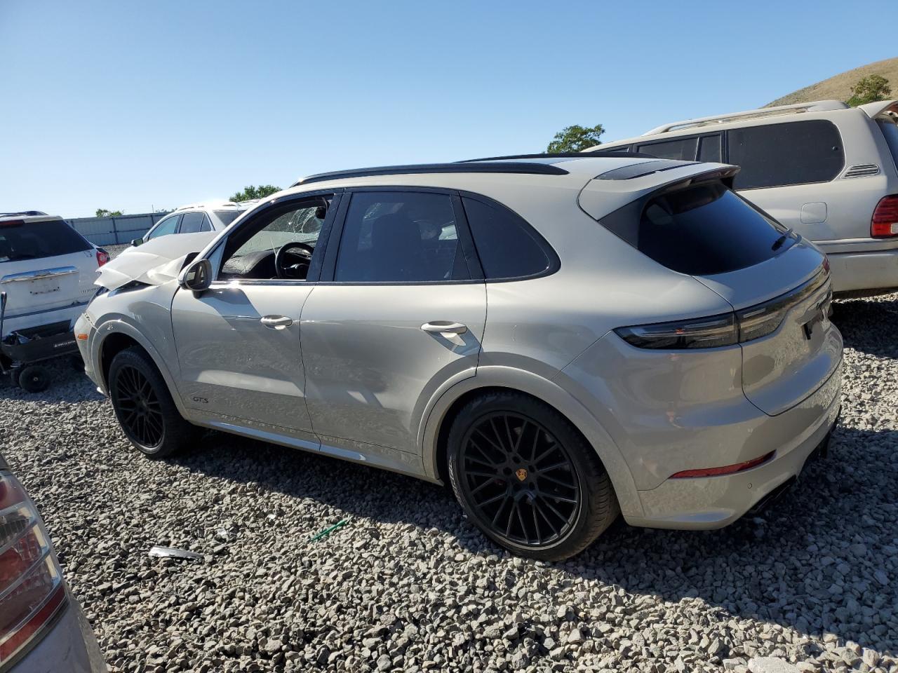 2023 PORSCHE CAYENNE