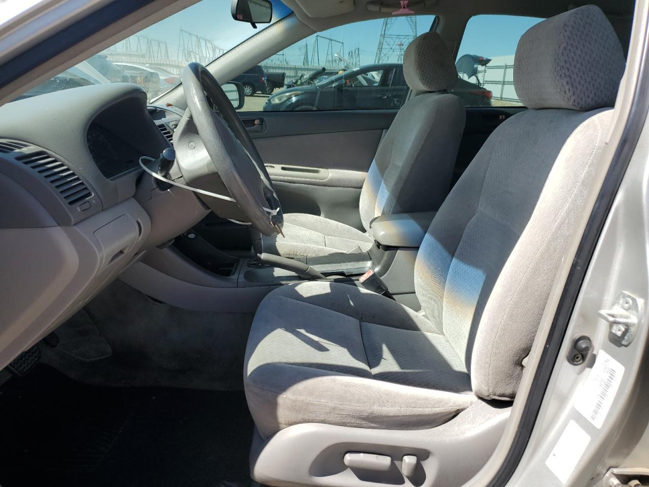 2002 TOYOTA CAMRY