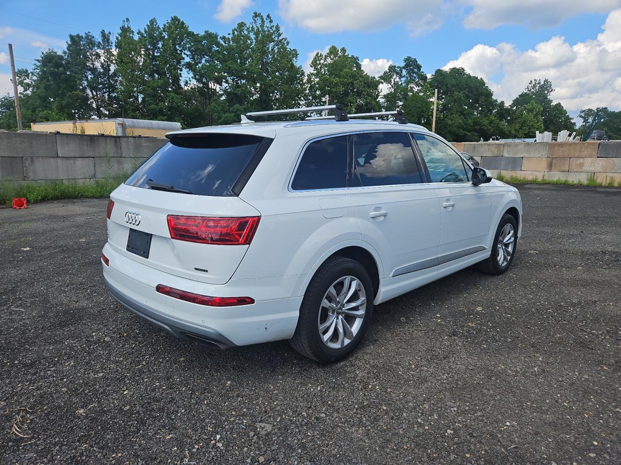 2018 AUDI Q7