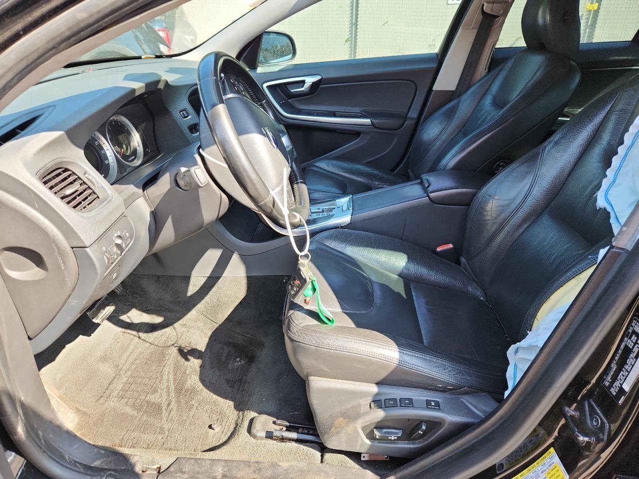 2012 VOLVO S60