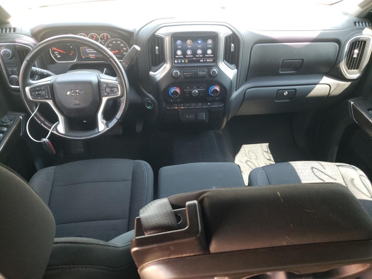 2021 CHEVROLET Silverado