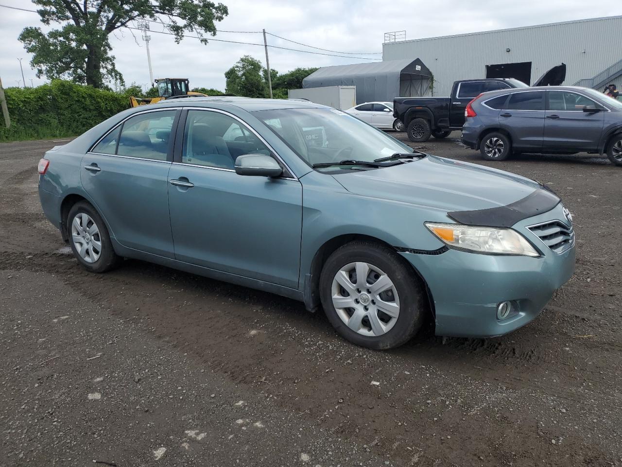 2011 TOYOTA CAMRY