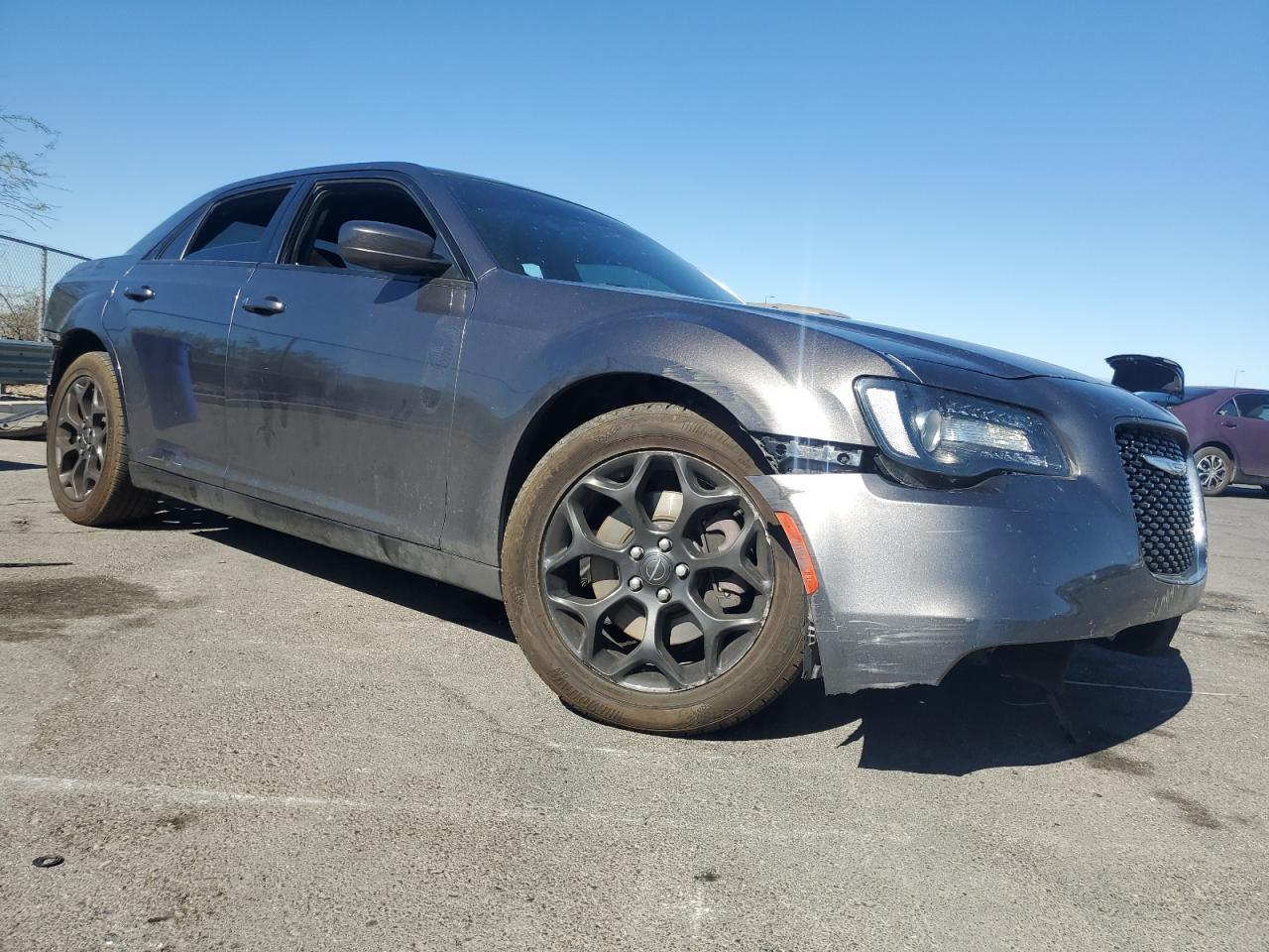 2019 CHRYSLER 300