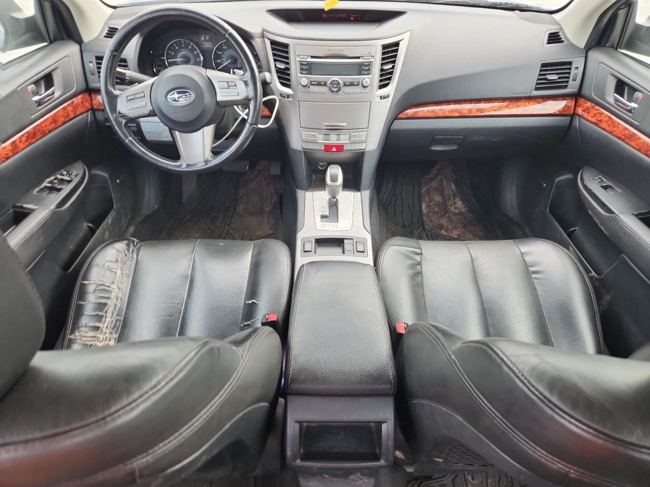 2010 SUBARU Legacy