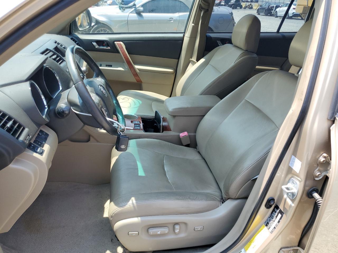 2008 TOYOTA HIGHLANDER