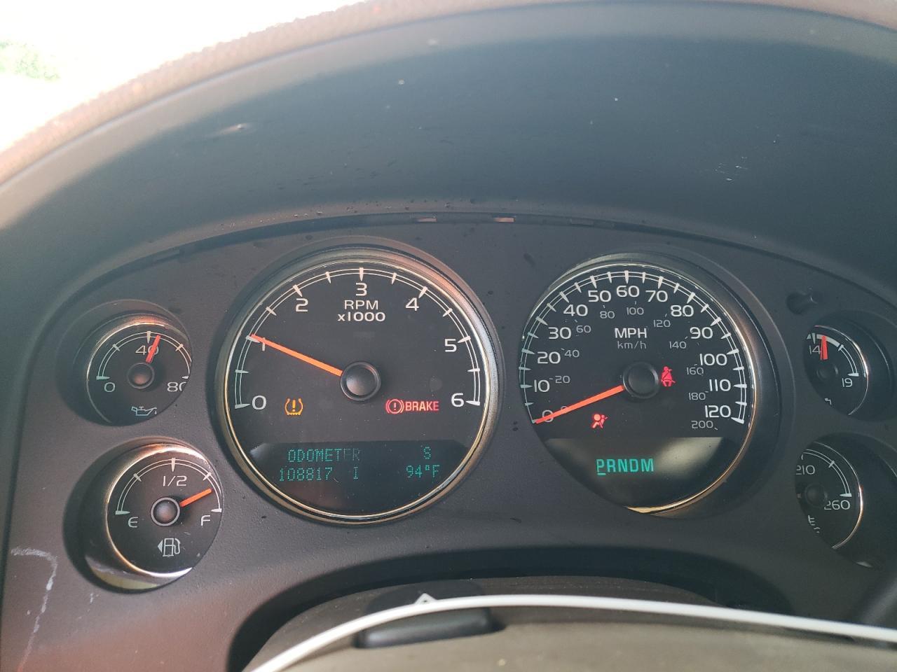 2011 CHEVROLET Tahoe