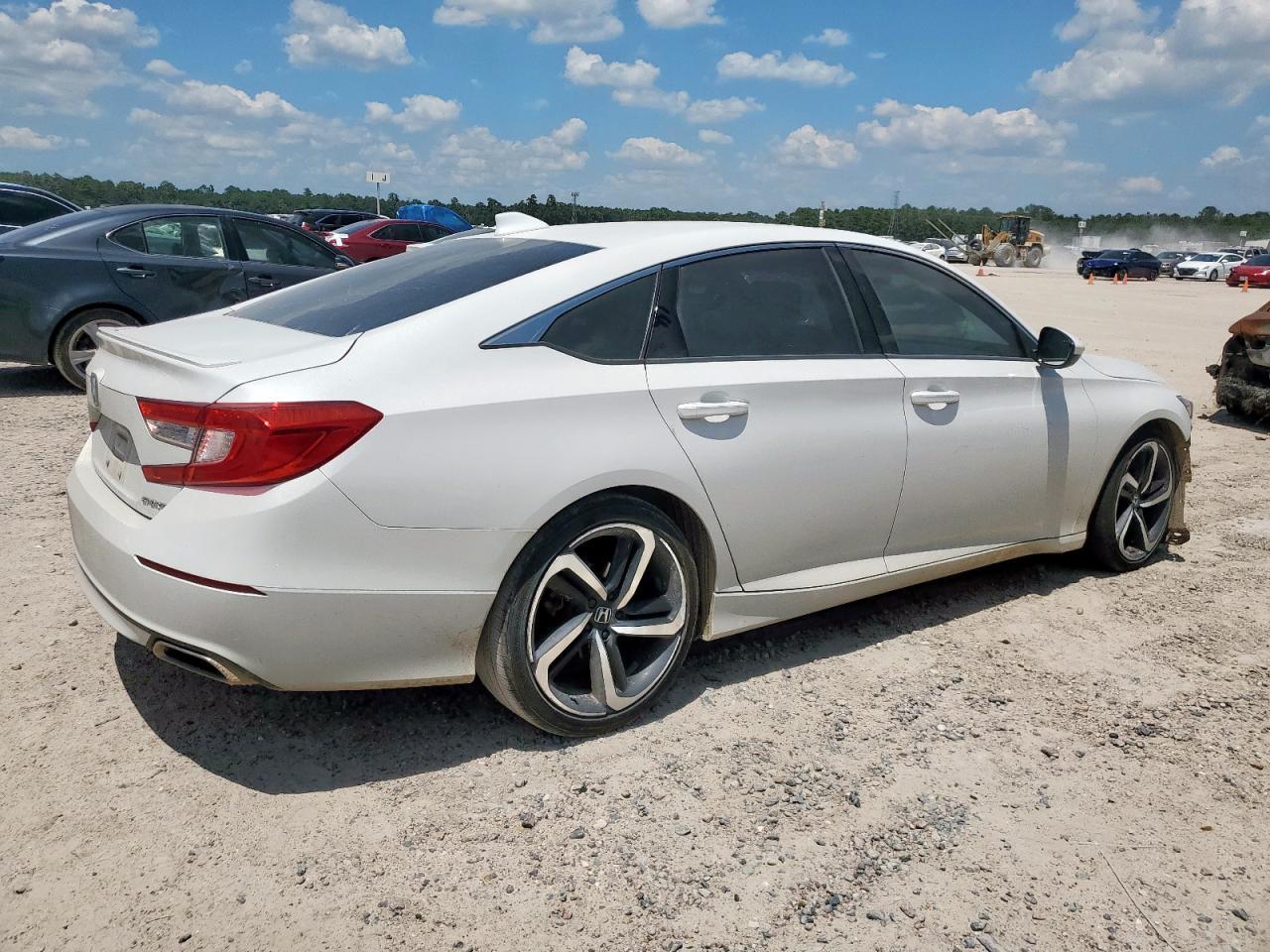 2019 HONDA ACCORD