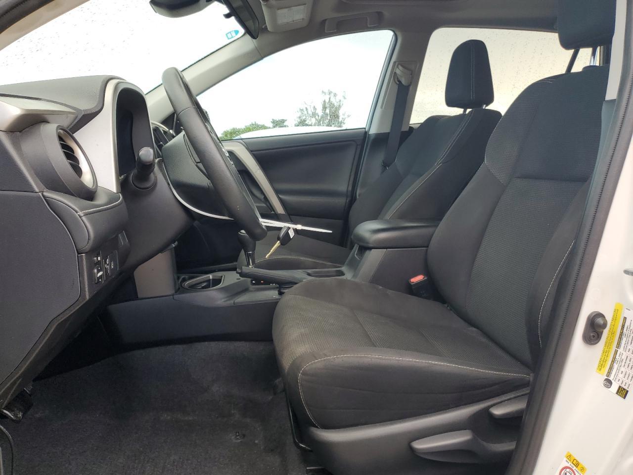 2017 TOYOTA RAV4