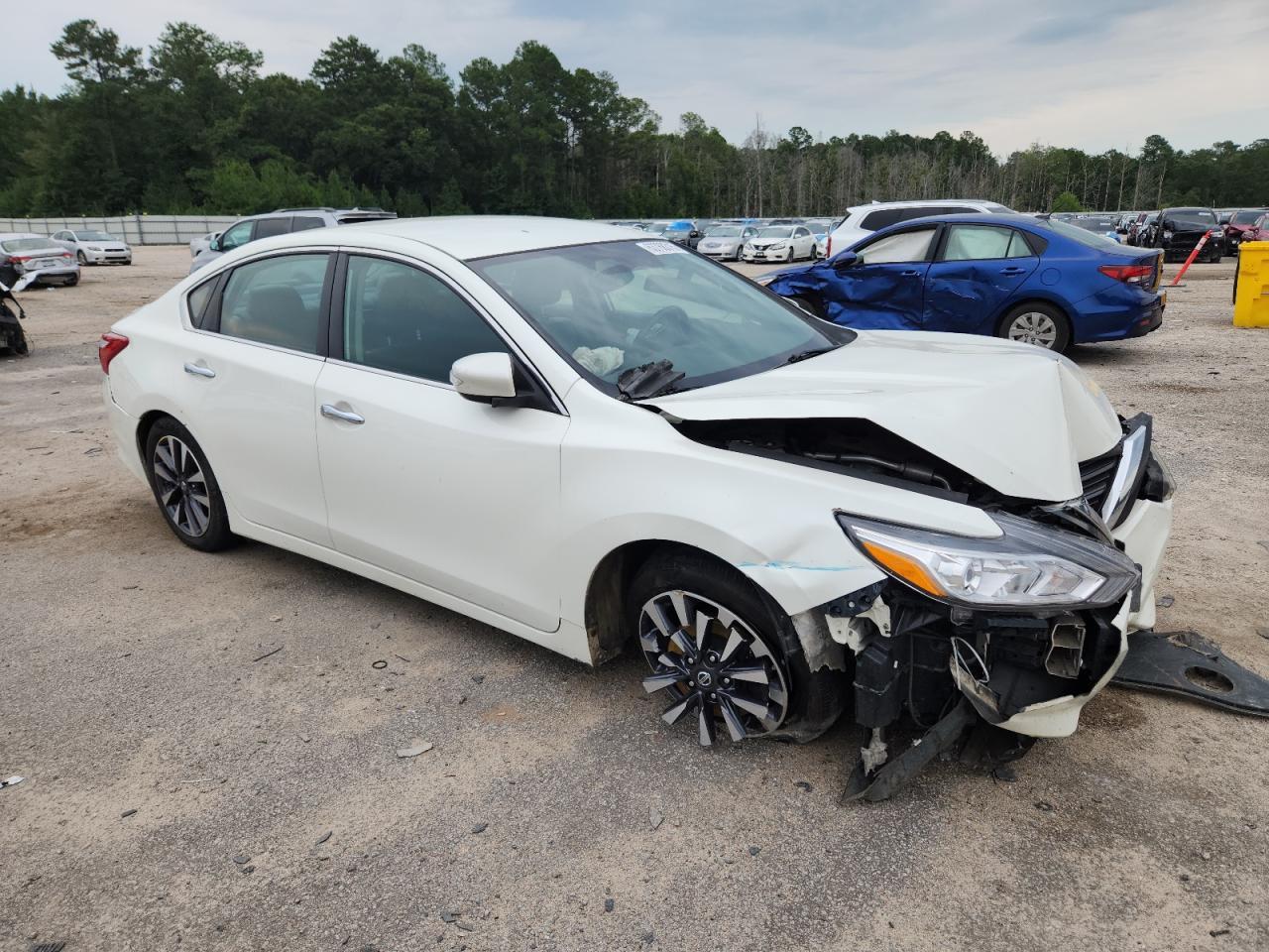 2017 NISSAN ALTIMA