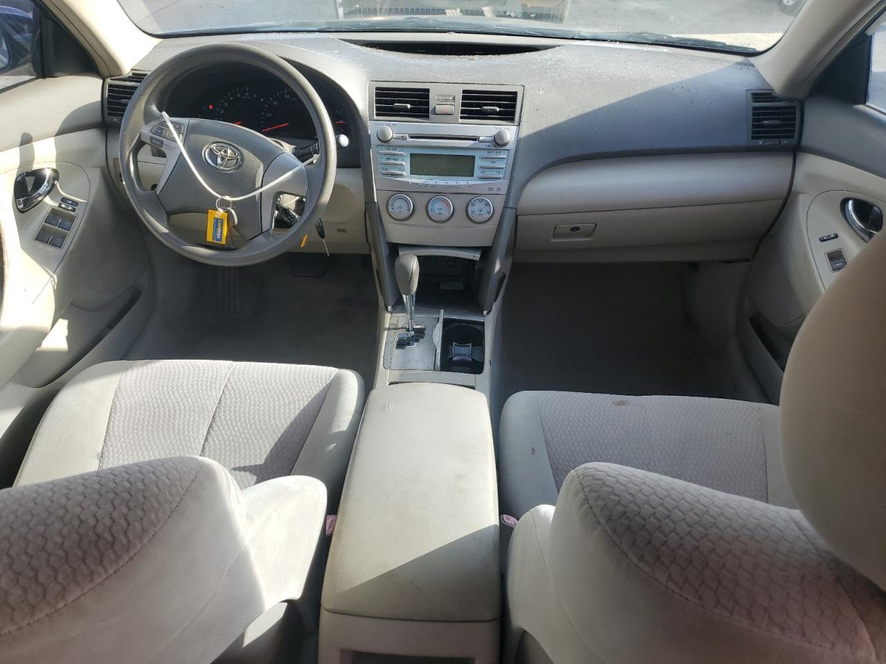 2010 TOYOTA CAMRY