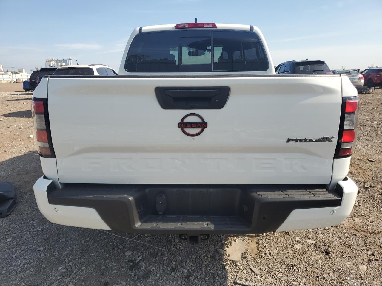 2022 NISSAN Frontier