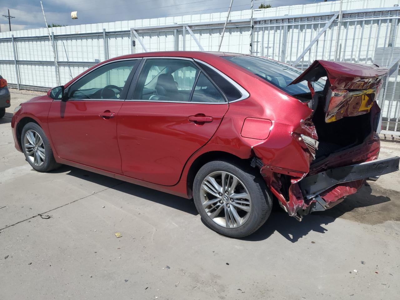 2015 TOYOTA CAMRY
