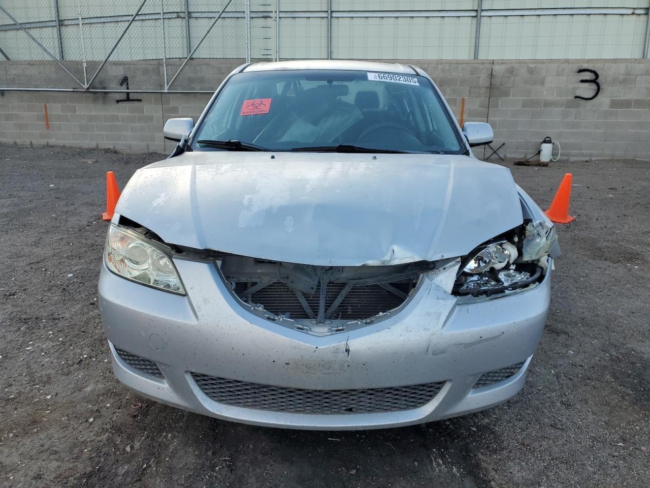 2006 MAZDA 3