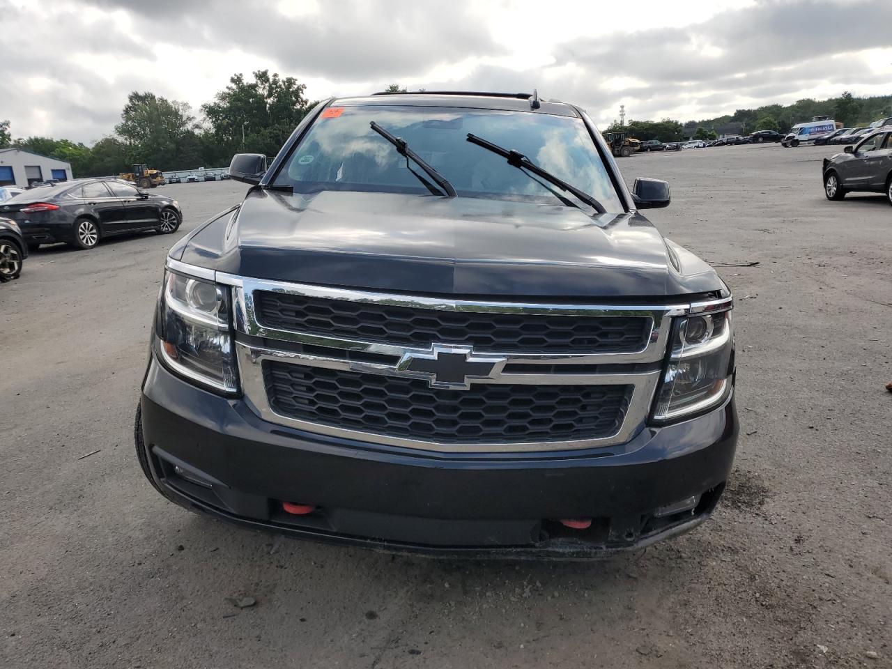 2017 CHEVROLET Suburban