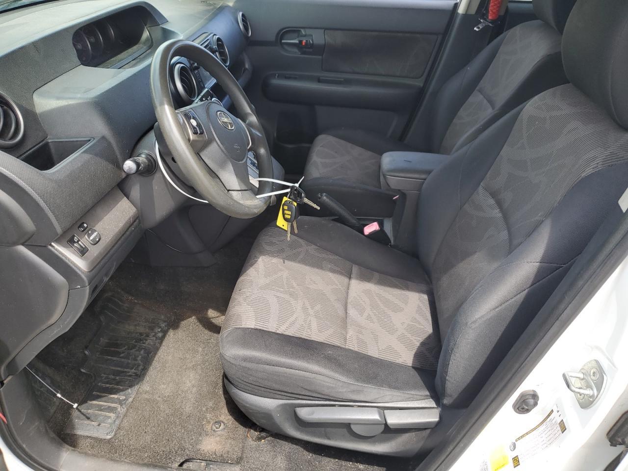 2014 TOYOTA SCION