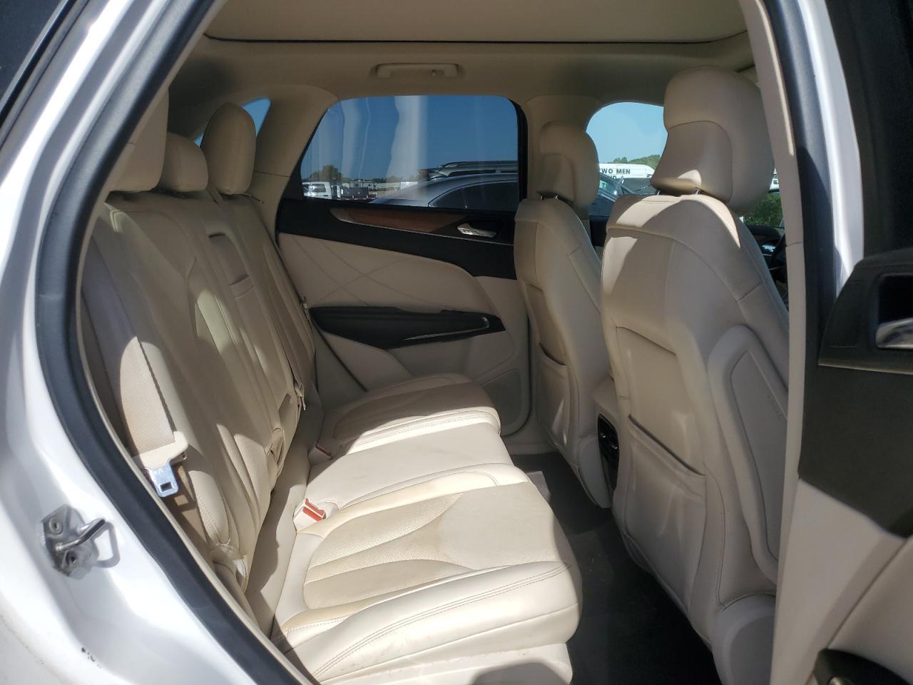 2016 LINCOLN MKC