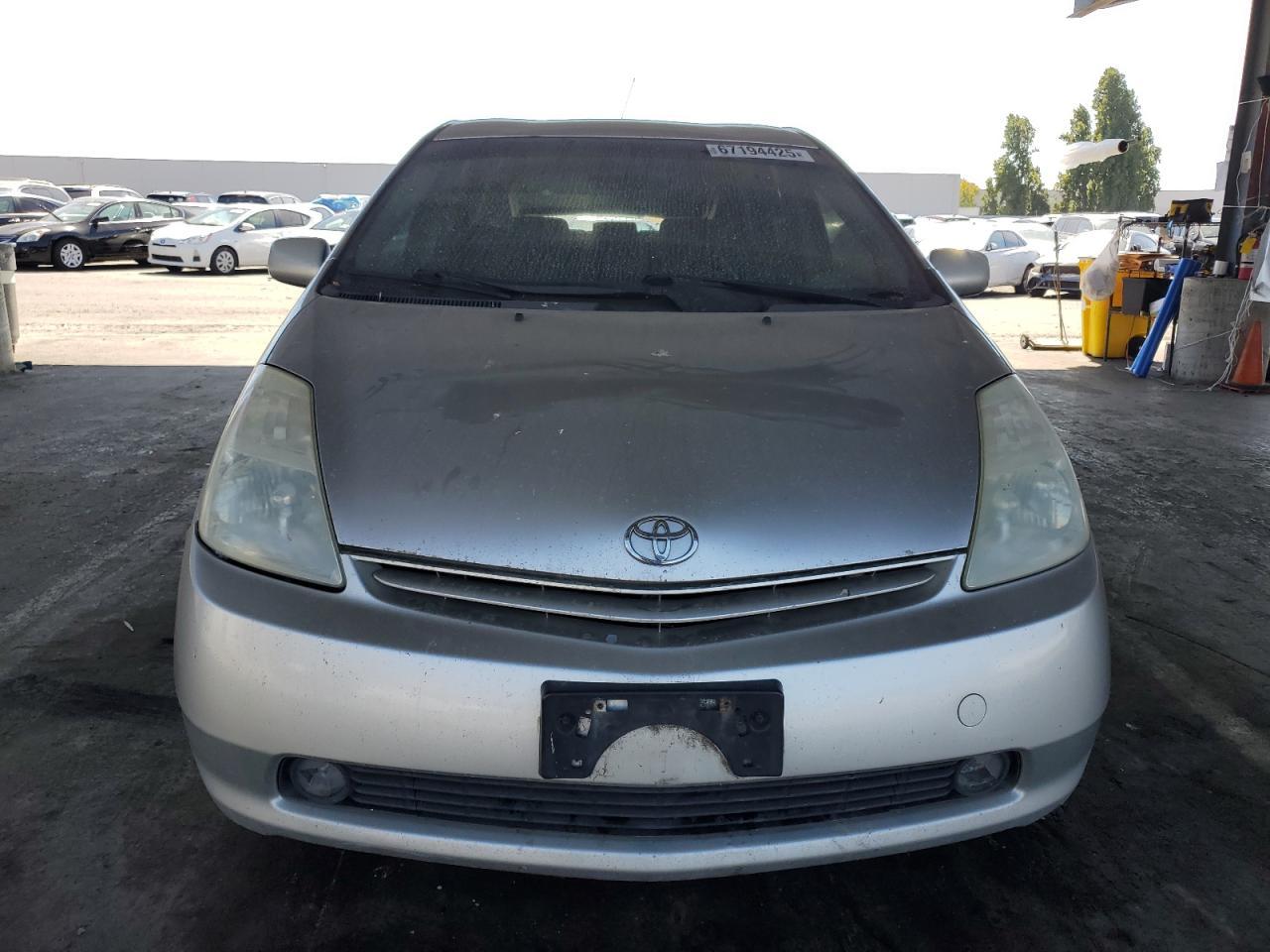 2004 TOYOTA PRIUS