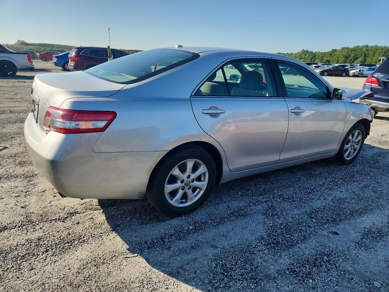 2011 TOYOTA CAMRY