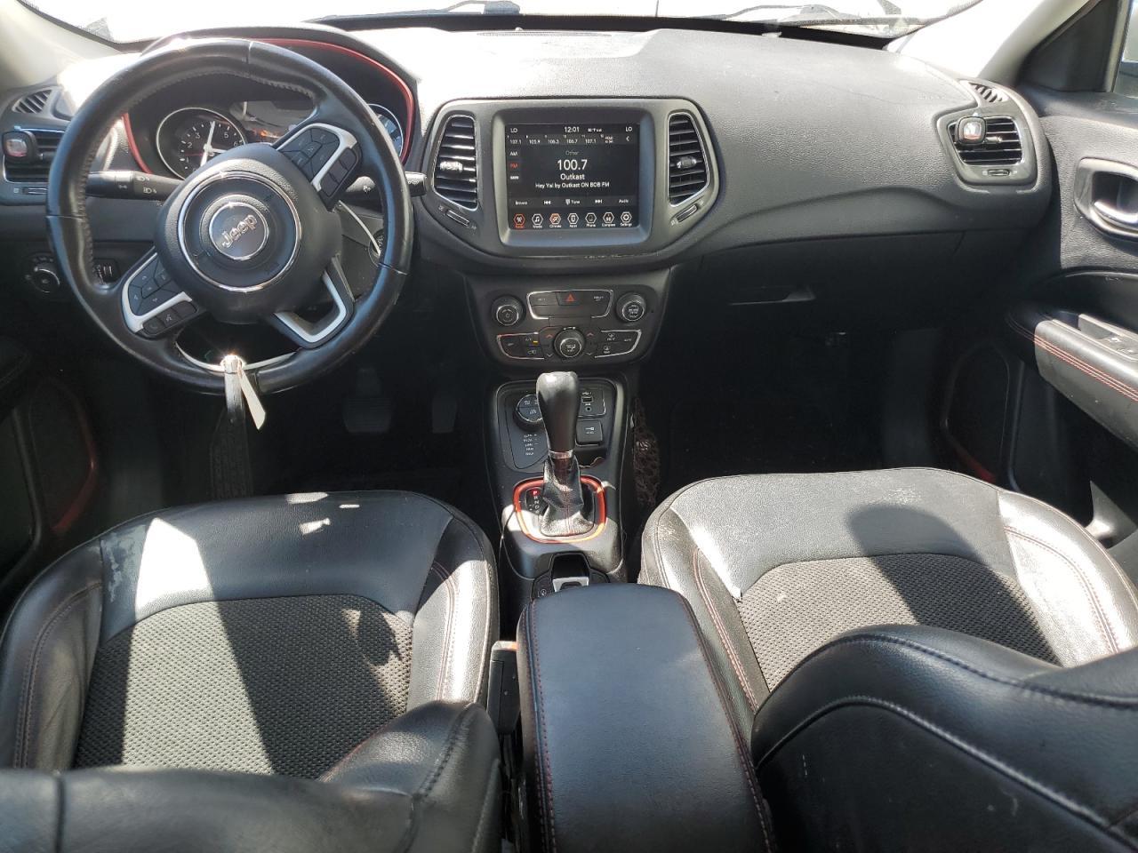 2020 JEEP Compass