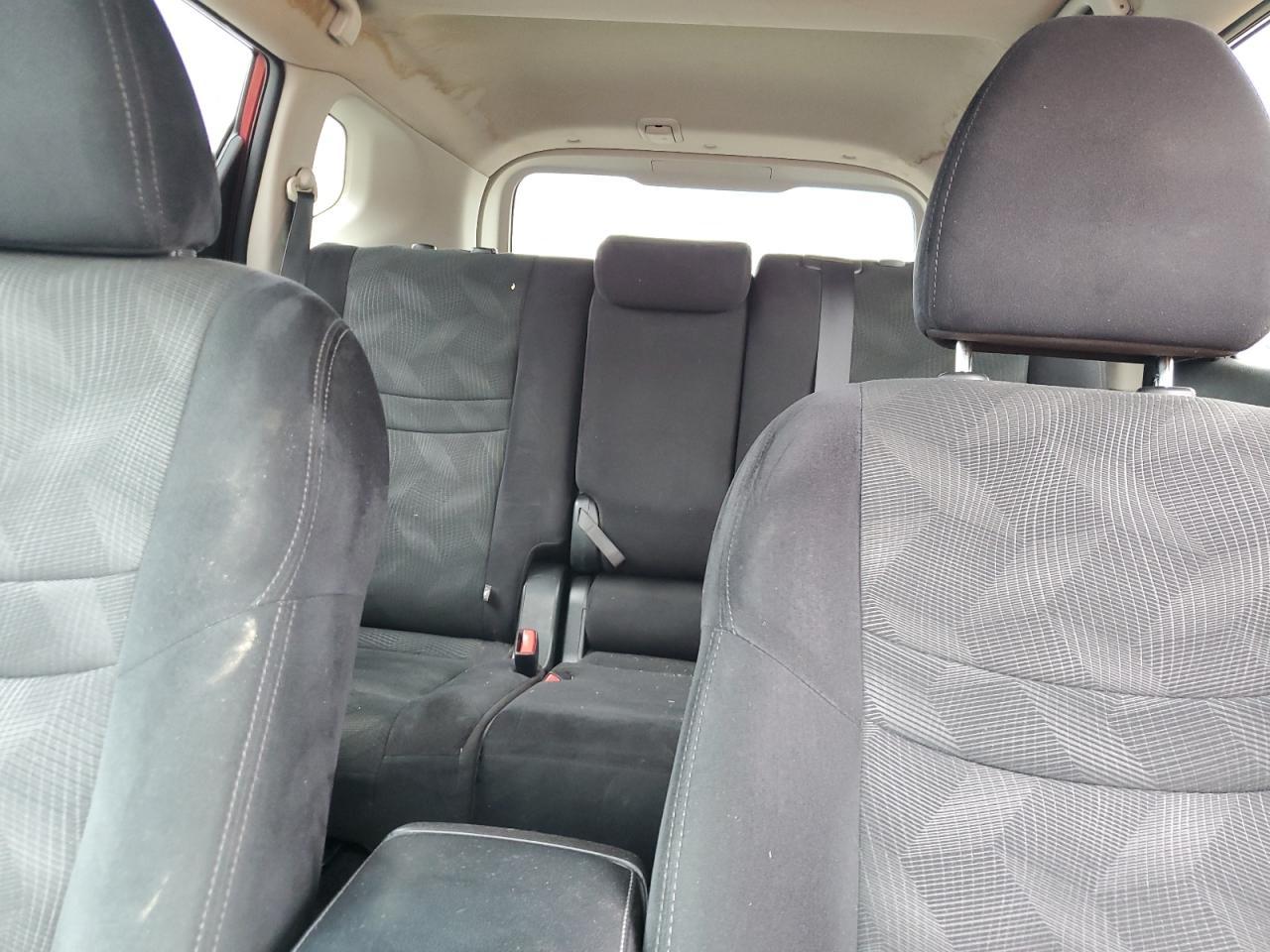2016 NISSAN ROGUE